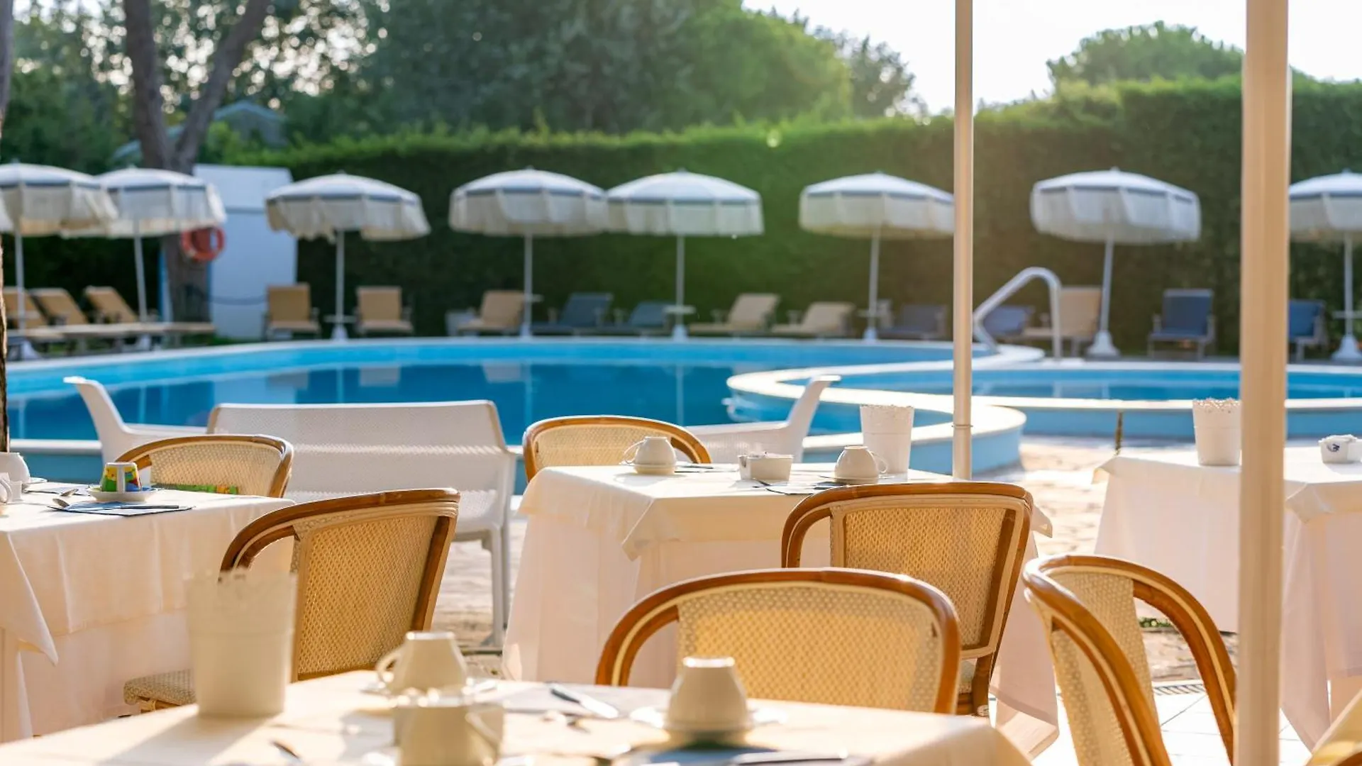 Hotel Negresco Τζεσόλο Λίντο